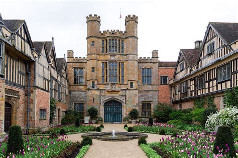 england tudor house|facts about rich tudor houses.